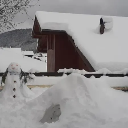 Chalet 500 M Du Village Et Du Front De Neige Chalet *